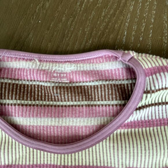 Urban Outfitters Tee - Picture 2 of 3